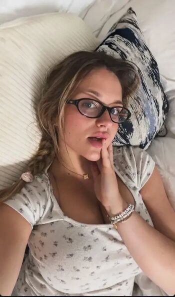 🔥 Abbyhuxley leaked private photo uncensored full