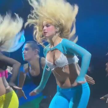 🔥 Addison rae  page leaked private photo uncensored full