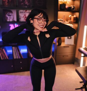 🔥 Aileensenpaireacts page leaked private photo uncensored full