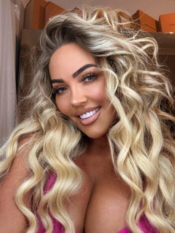 🔥 Aisleyne horgan wallace leaked private photo uncensored full