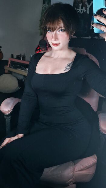 🔥 Akemy sama page leaked private photo uncensored full