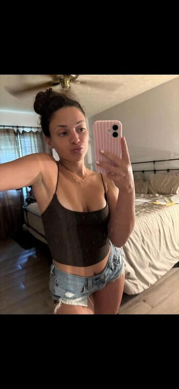 🔥 Aleaarose  page leaked private photo uncensored full