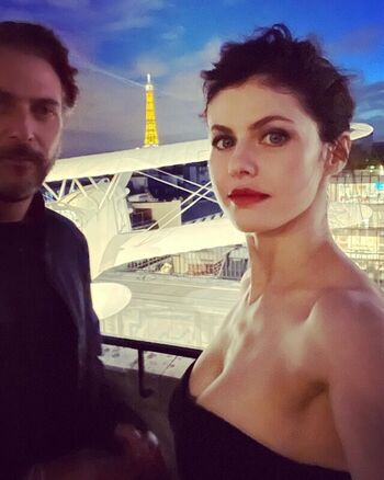 🔥 Alexandra daddario  page leaked private photo uncensored full