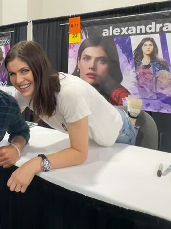 🔥 Alexandra daddario  page leaked private photo uncensored full