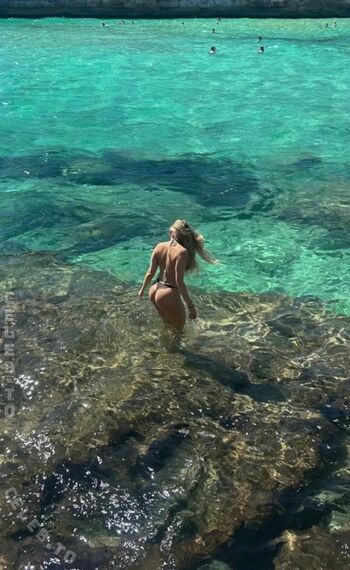🔥 Alinahrndz leaked private photo uncensored full