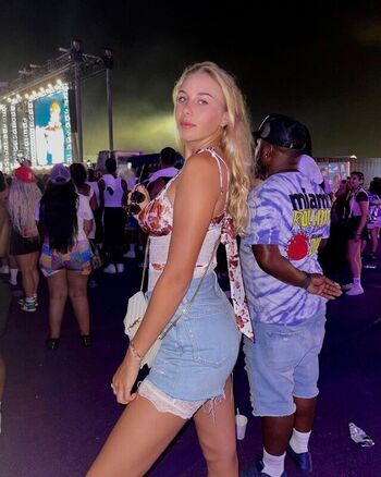 🔥 Amanda anisimova page leaked private photo uncensored full