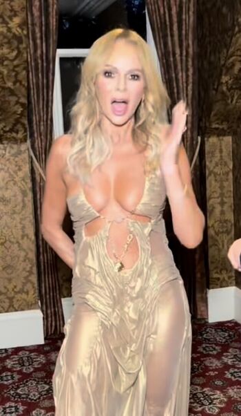 🔥 Amanda holden leaked private photo uncensored full