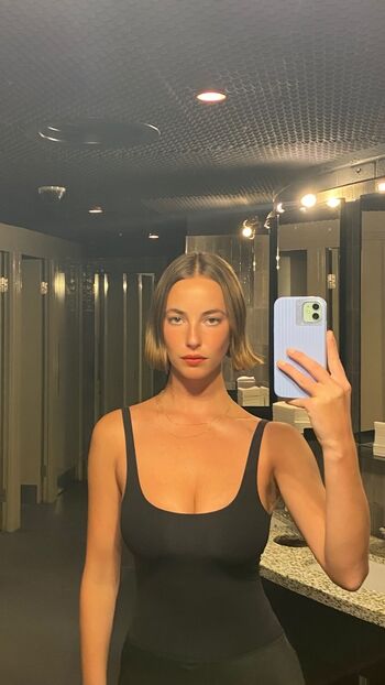 🔥 Amelie manzoli  page leaked private photo uncensored full