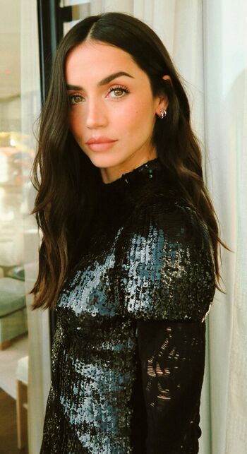 🔥 Ana de armas  page leaked private photo uncensored full