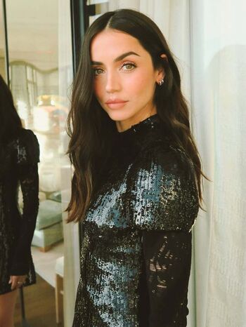 🔥 Ana de armas  page leaked private photo uncensored full