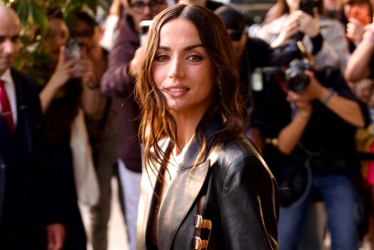 🔥 Ana de armas  page leaked private photo uncensored full