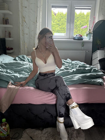 🔥 Aneczkaa leaked private photo uncensored full