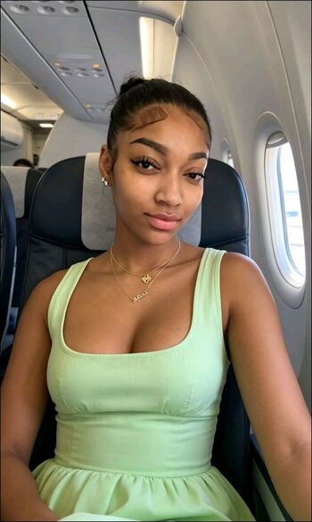 🔥 Angel reese page leaked private photo uncensored full