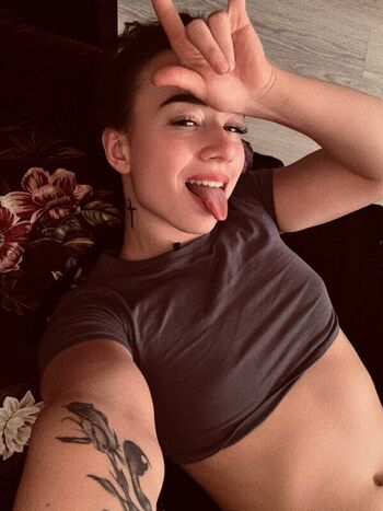 🔥 Apollonchil page leaked private photo uncensored full