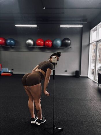🔥 Apollonchil page leaked private photo uncensored full