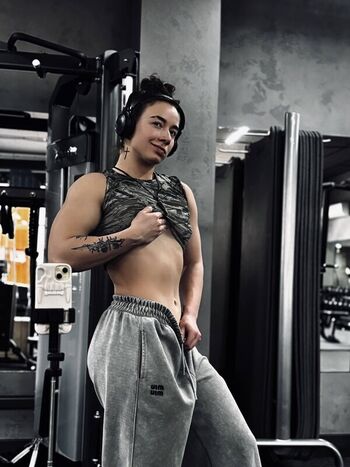 🔥 Apollonchil page leaked private photo uncensored full