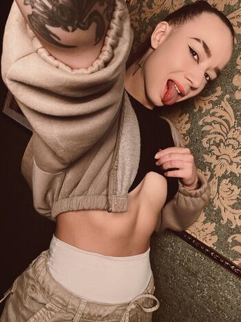 🔥 Apollonchil page leaked private photo uncensored full
