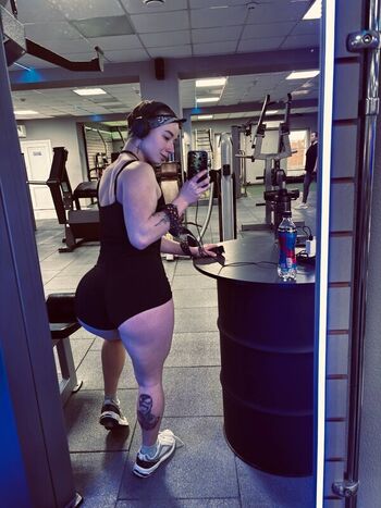 🔥 Apollonchil page leaked private photo uncensored full