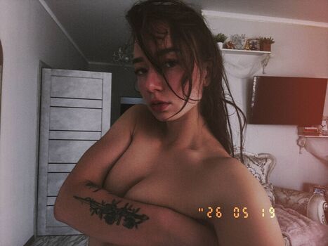 🔥 Apollonchil leaked private photo uncensored full