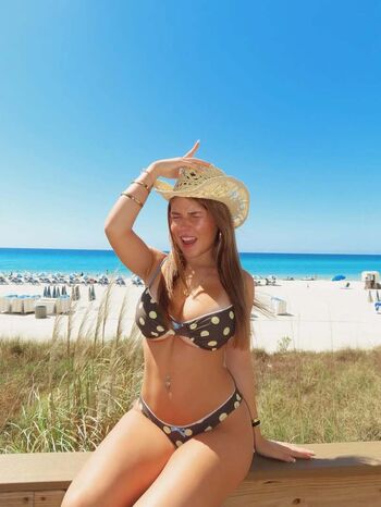 🔥 Ariana white page leaked private photo uncensored full