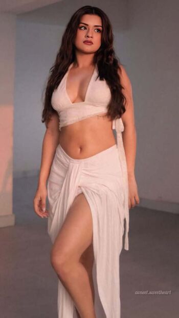 🔥 Avneet kaur page leaked private photo uncensored full