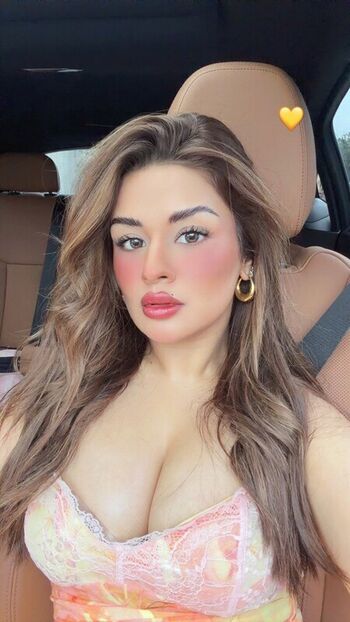 🔥 Avneet kaur page leaked private photo uncensored full