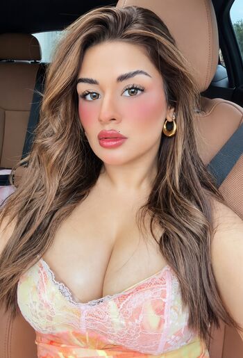 🔥 Avneet kaur page leaked private photo uncensored full