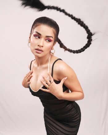🔥 Avneet kaur leaked private photo uncensored full
