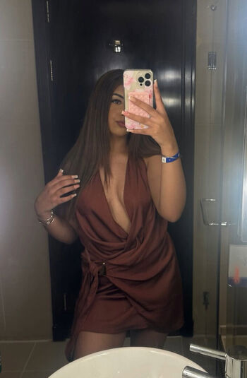 🔥 Avneet kaur leaked private photo uncensored full