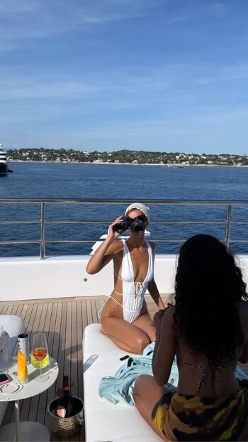 🔥 Bella hadid  page leaked private photo uncensored full