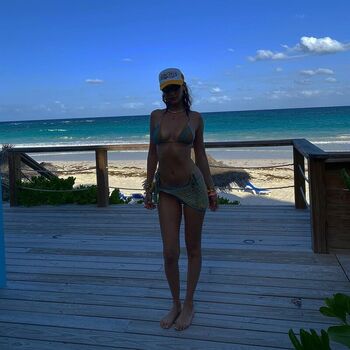 🔥 Bella hadid leaked private photo uncensored full