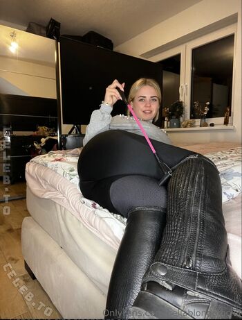 🔥 Bellablondofficial leaked private photo uncensored full