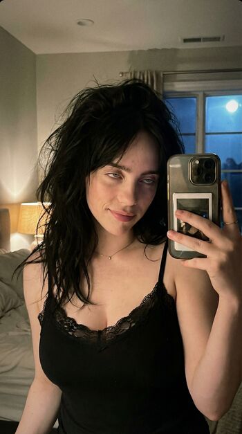 🔥 Billie eilish fake page leaked private photo uncensored full