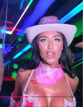 🔥 Bobbie moore  page leaked private photo uncensored full