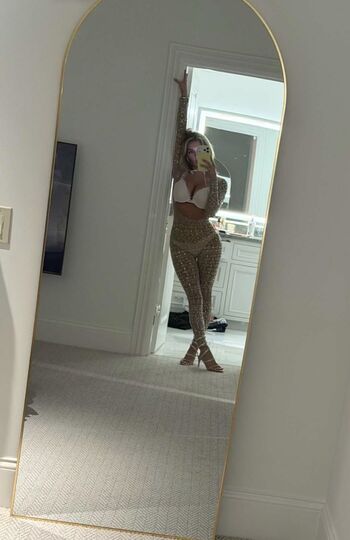 🔥 Breckie hill leaked private photo uncensored full