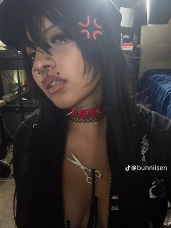 🔥 Bunniisen leaked private photo uncensored full