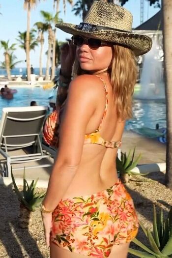 🔥 Chanel west coast leaked private photo uncensored full