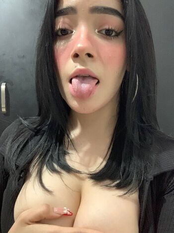 🔥 Chaparrita linda leaked private photo uncensored full