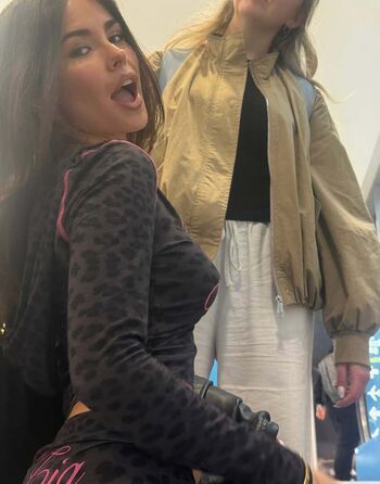 🔥 Clarissa bea page leaked private photo uncensored full