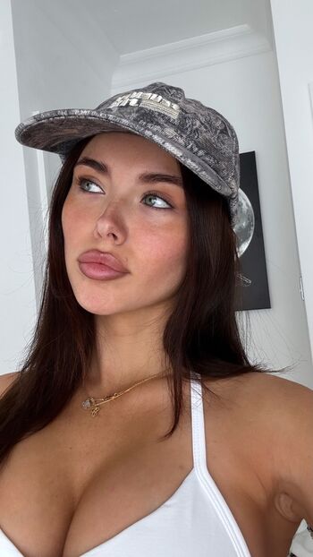 🔥 Clarissa bea leaked private photo uncensored full