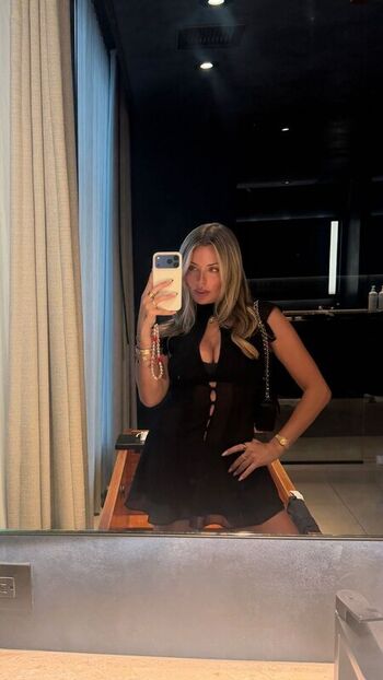 🔥 Corinna kopf  page leaked private photo uncensored full