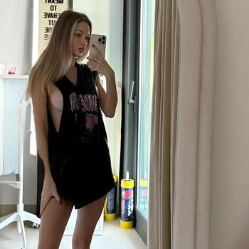 🔥 Crystallandysh page leaked private photo uncensored full