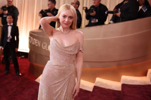 🔥 Dakota fanning page leaked private photo uncensored full