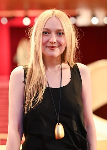 🔥 Dakota fanning page leaked private photo uncensored full