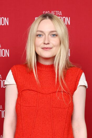 🔥 Dakota fanning leaked private photo uncensored full