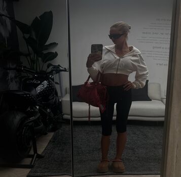 🔥 Delilah belle hamlin page leaked private photo uncensored full