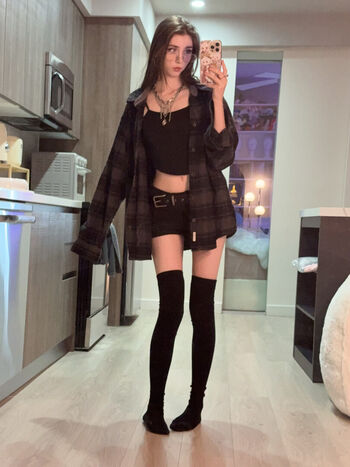 🔥 Duckie cos  page leaked private photo uncensored full