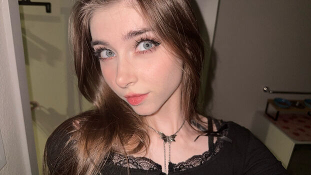 🔥 Duckie cos  page leaked private photo uncensored full