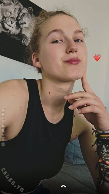 🔥 Einfachnurchristiinaa leaked private photo uncensored full