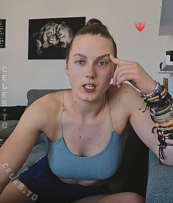 🔥 Einfachnurchristiinaa leaked private photo uncensored full